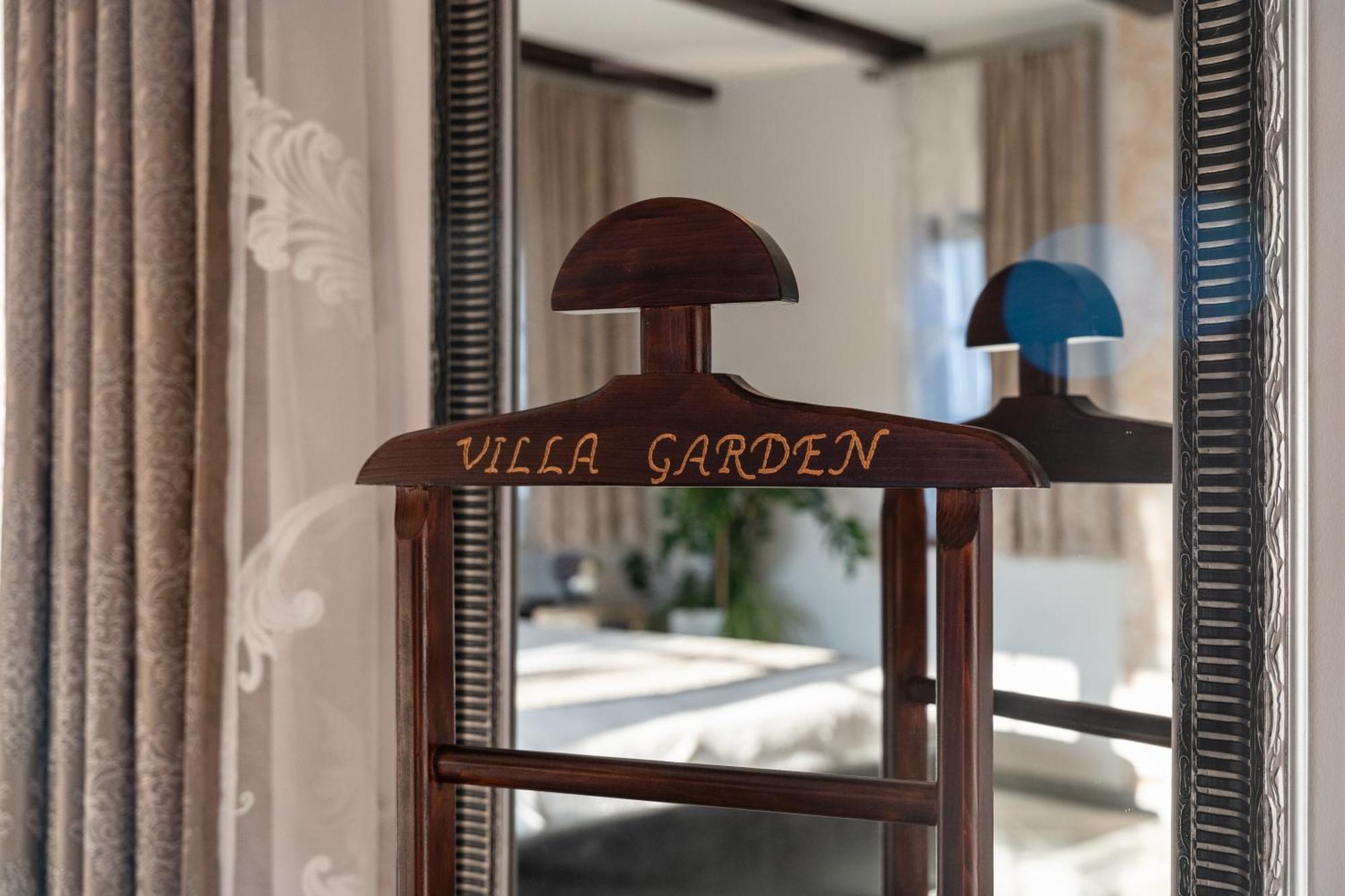 Villa Garden 절러에게르세그 외부 사진